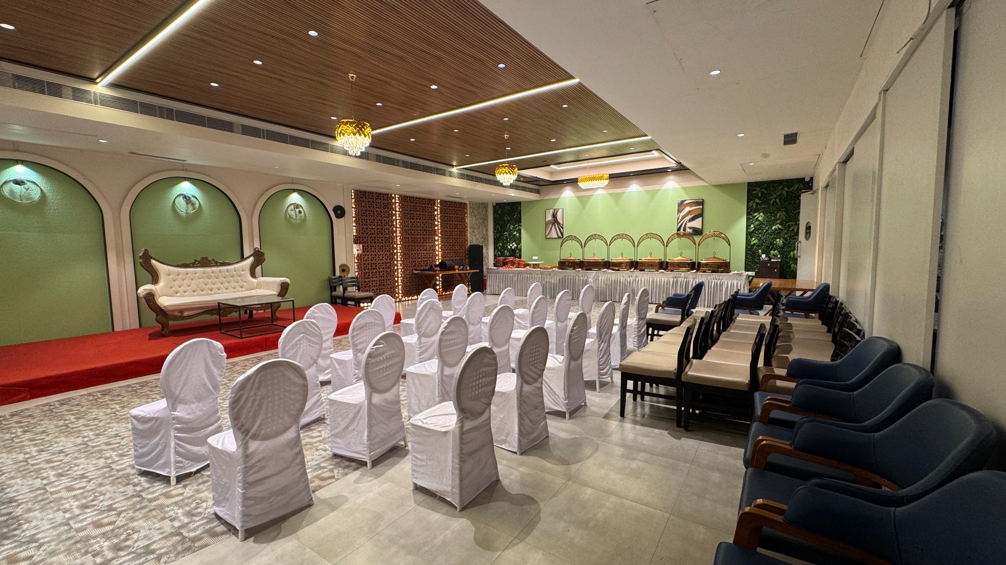 WhiteRoot banquet hall event seating and buffet