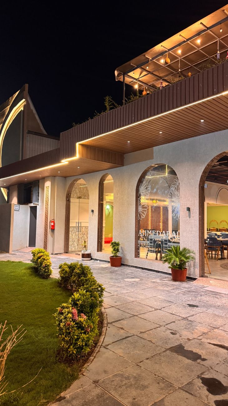 WhiteRoot indoor restaurant